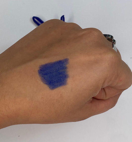 Lápiz de ojos azul