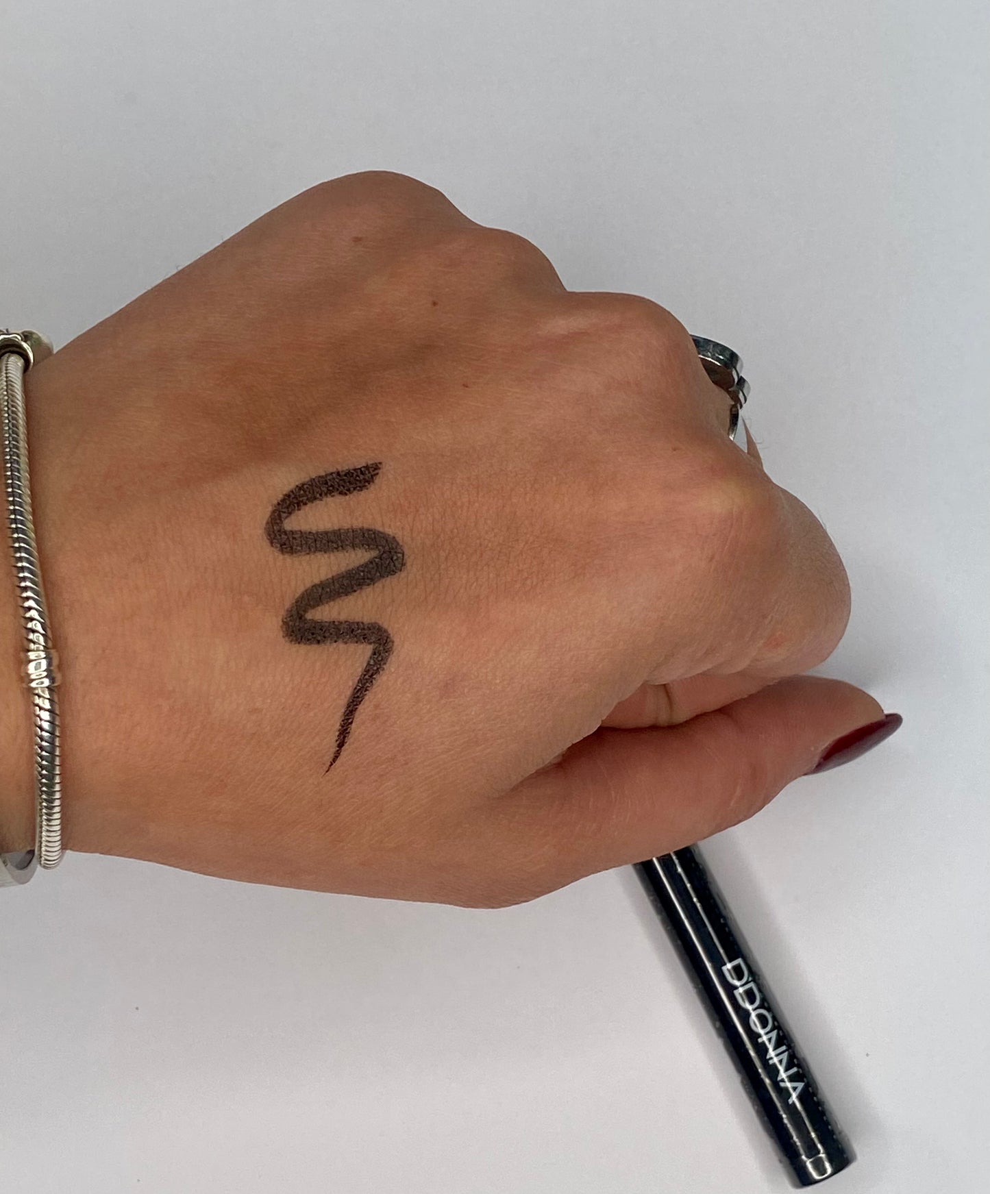 Liquid eyelenir waterproof