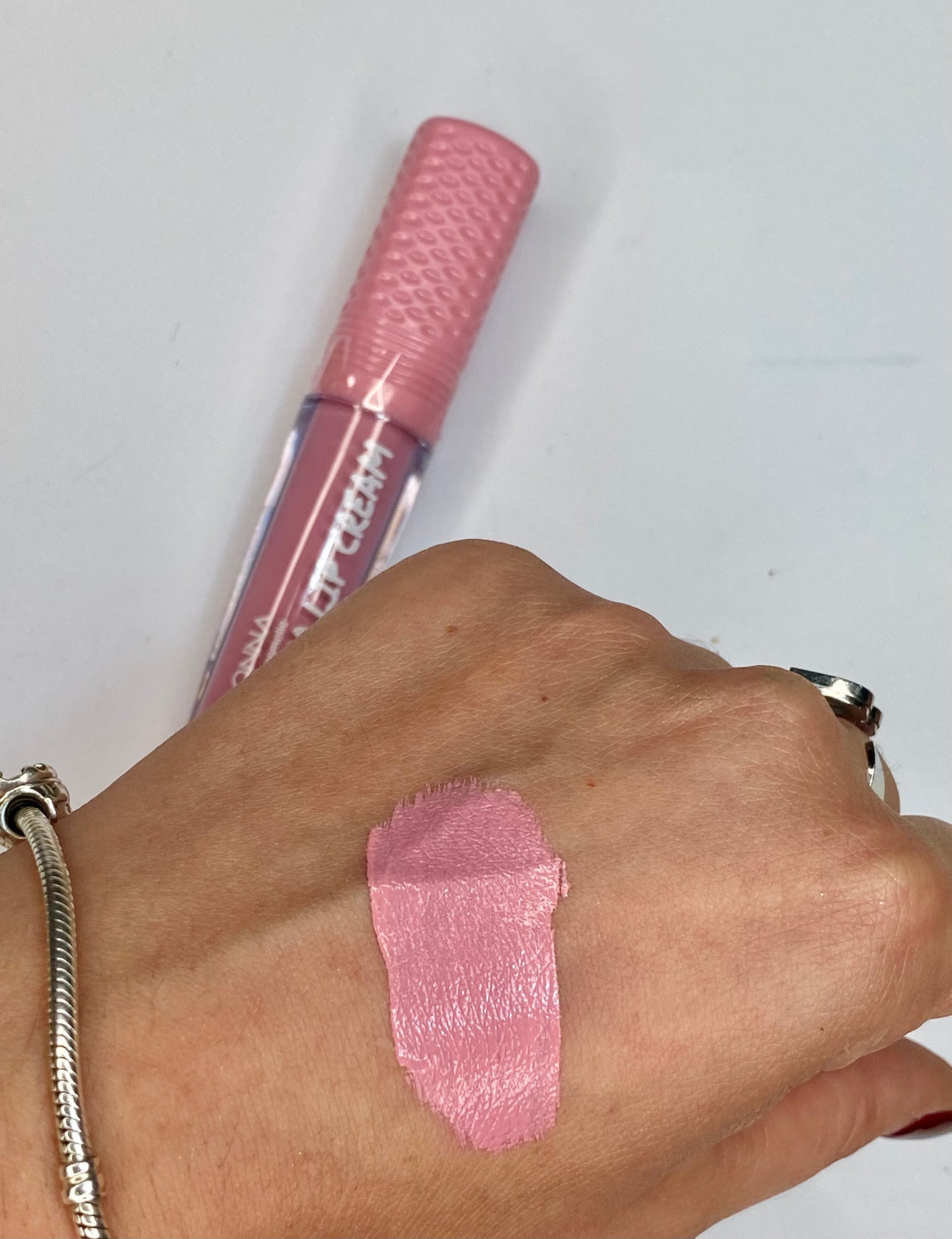 Butter lip cream  01